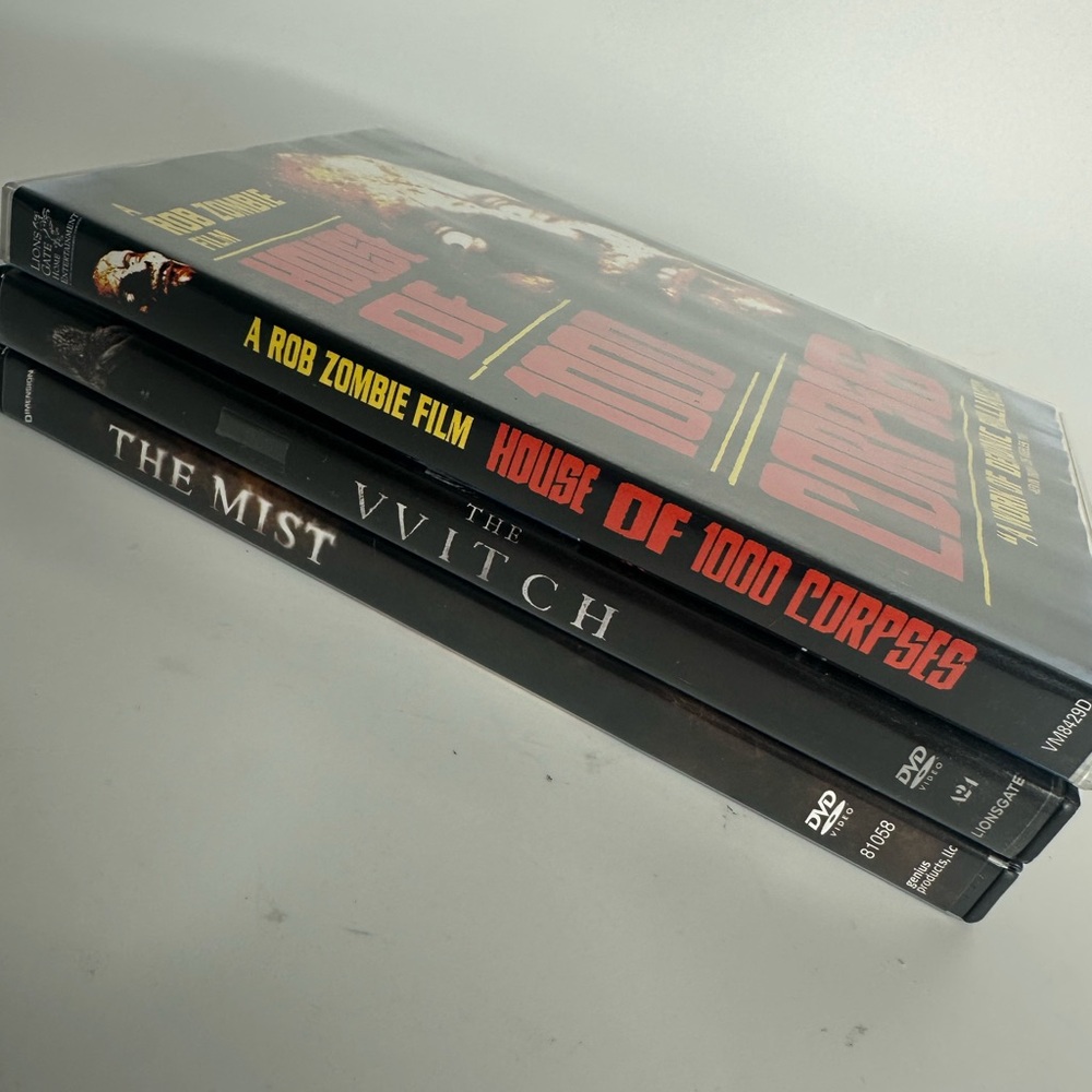 Horror DVD Movie Bundle – VVitch, House of 1000 Corpses, The Mist